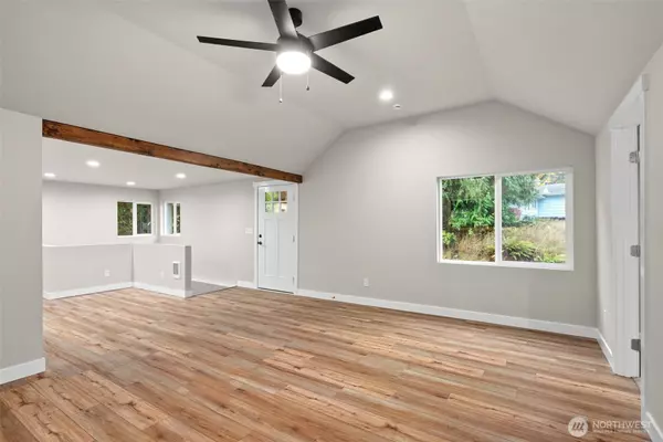 Port Orchard, WA 98366,1032 Garrison AVE