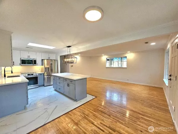 Tacoma, WA 98407,4635 N Defiance ST