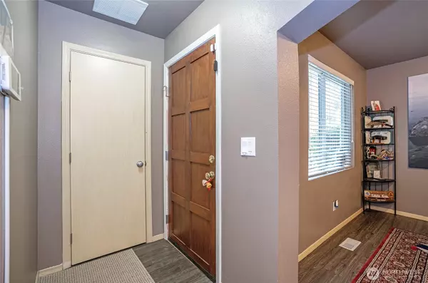 Puyallup, WA 98375,7332 178th Street Ct E