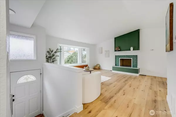 Everett, WA 98208,10805 5th AVE SE