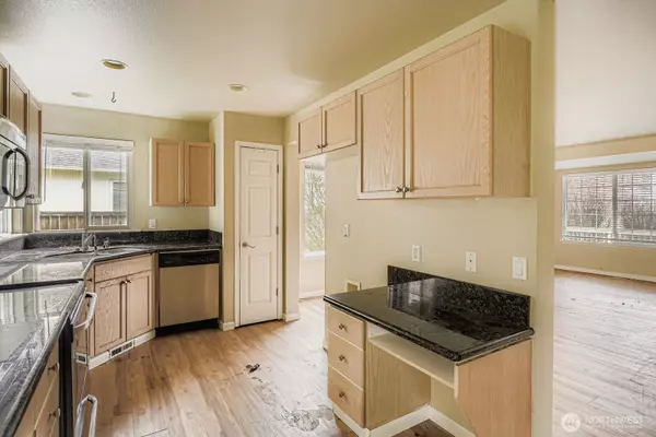 Puyallup, WA 98375,7613 188th Street Ct E