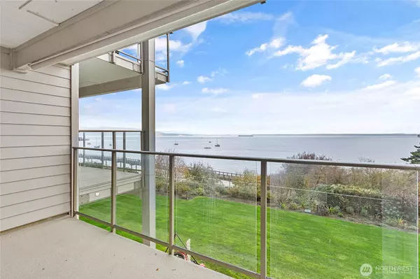 Bellingham, WA 98225,600 S State #208