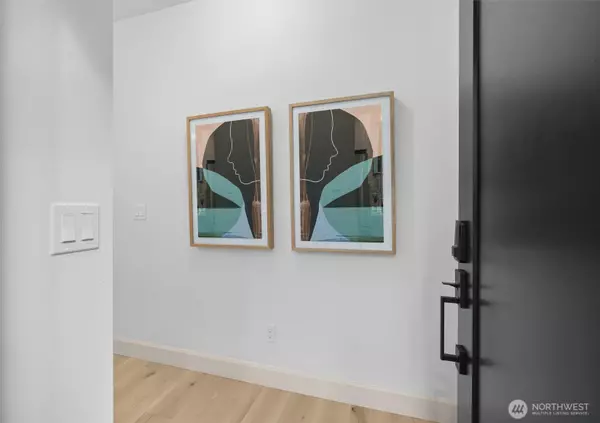 Seattle, WA 98125,1257 NE 100th ST