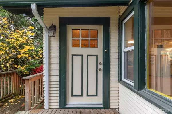 Seattle, WA 98144,3007 S Court ST