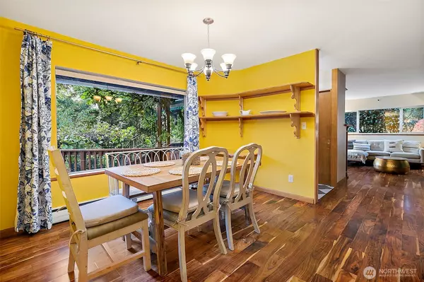 Burien, WA 98166,15226 26th AVE SW