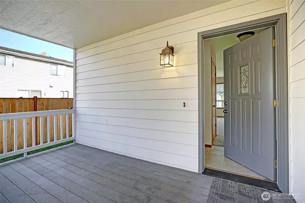 Stanwood, WA 98292,26127 74th AVE NW