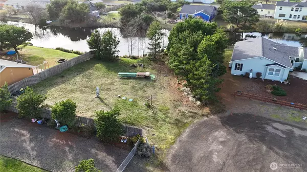 704 347th PL, Ocean Park, WA 98640