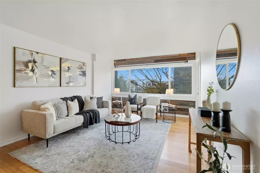 705 E Republican ST ## 403, Seattle, WA 98102