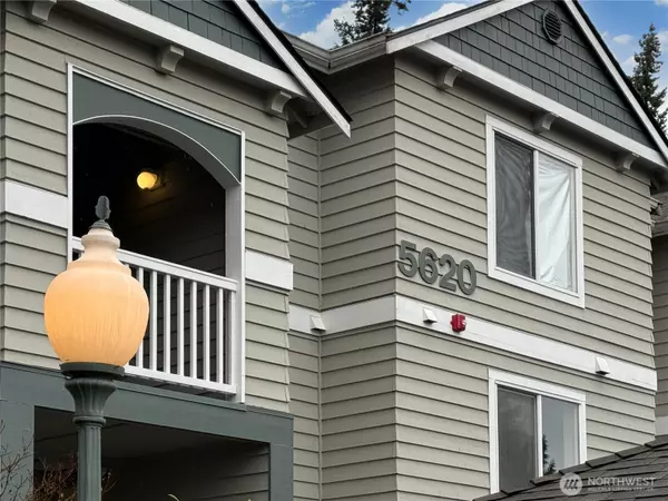 5620 14th DR W #Q302, Everett, WA 98203