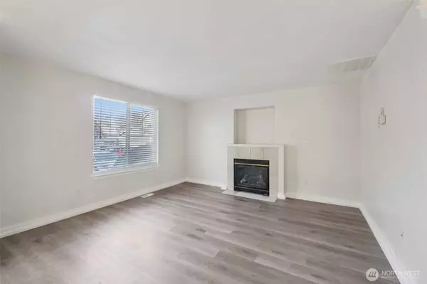 Puyallup, WA 98374,2805 9th ST SE