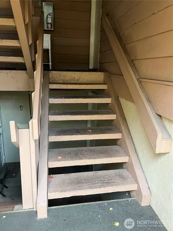 Seatac, WA 98188,4802 S 187th PL #A206