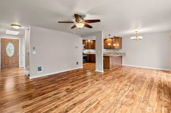 Lacey, WA 98503,614 Malibu DR SE