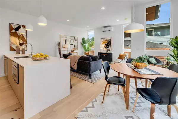 Seattle, WA 98126,3612 #B SW Othello