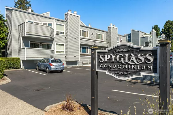 Des Moines, WA 98198,21937 7th AVE S #213