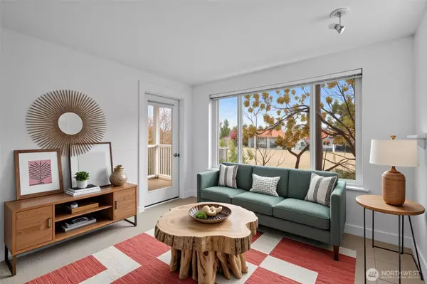 Seattle, WA 98133,300 N 130th ST #7-203