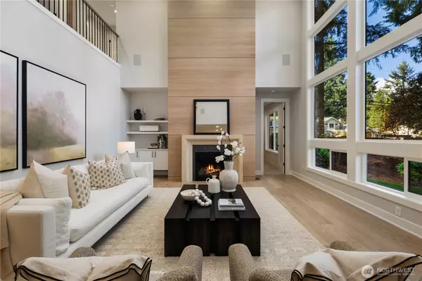 Kirkland, WA 98033,12206 NE 61st ST