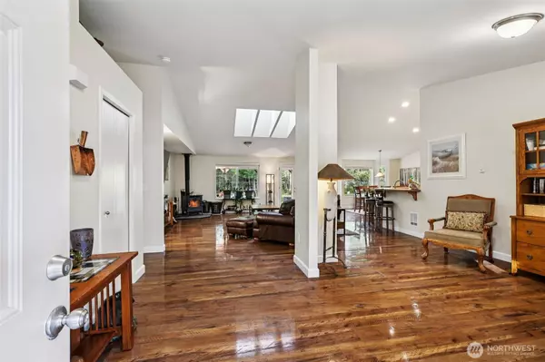 Port Orchard, WA 98367,6240 SW Old Clifton RD