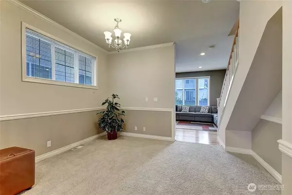 Redmond, WA 98052,19137 NE 65th WAY