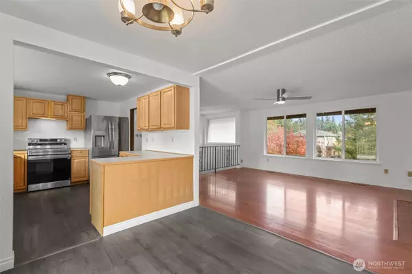 Tacoma, WA 98445,15722 16th Avenue Ct E