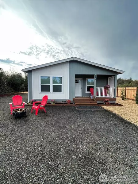 175 Wishkah ST, Ocean Shores, WA 98569