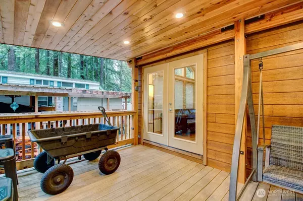 Deming, WA 98244,183 Big River BLVD E