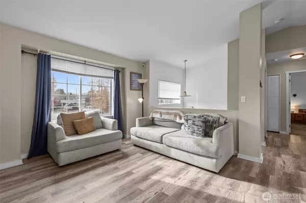 Pacific, WA 98047,341 2nd AVE SE