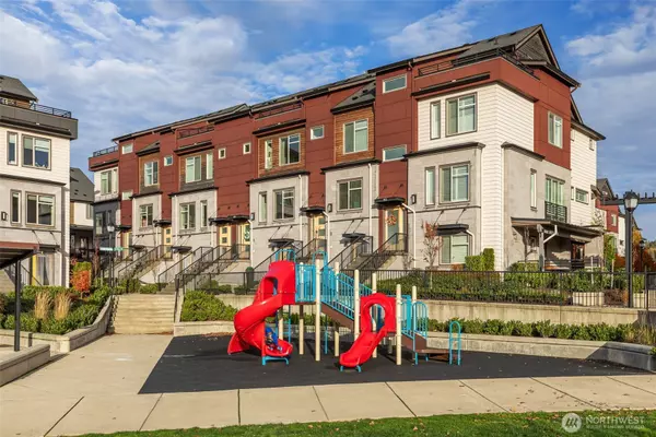 Issaquah, WA 98029,960 6th Walk NE