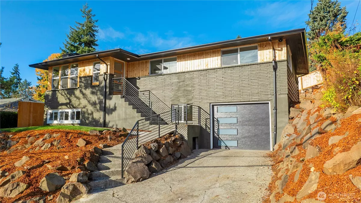 Seattle, WA 98118,5106 S Graham ST