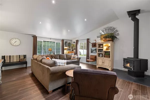 Eatonville, WA 98328,47655 138th AVE E