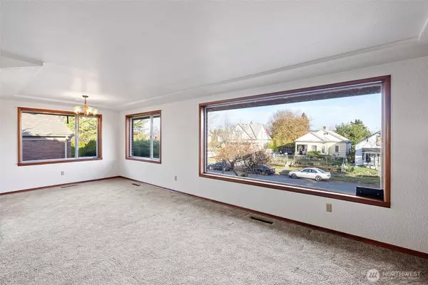 Tacoma, WA 98418,3818 S K ST