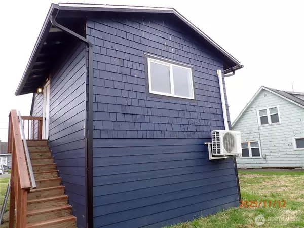 Hoquiam, WA 98550,70 M ST