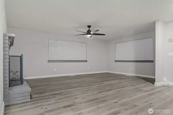 Tacoma, WA 98444,9040 S Sheridan AVE