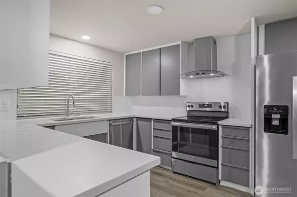 Tacoma, WA 98444,9040 S Sheridan AVE