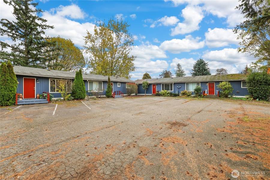 303 Tacoma BLVD S, Pacific, WA 98047