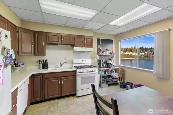 Bremerton, WA 98337,1108 Highland AVE