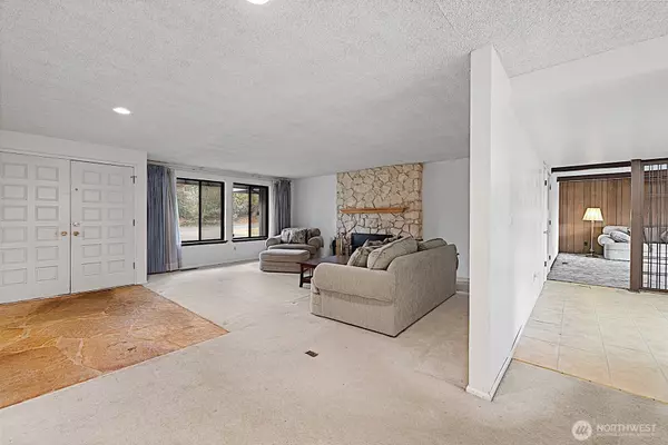 Lakewood, WA 98498,7407 Onyx DR SW