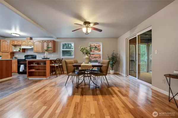 Olalla, WA 98359,5735 SE Alpine RD