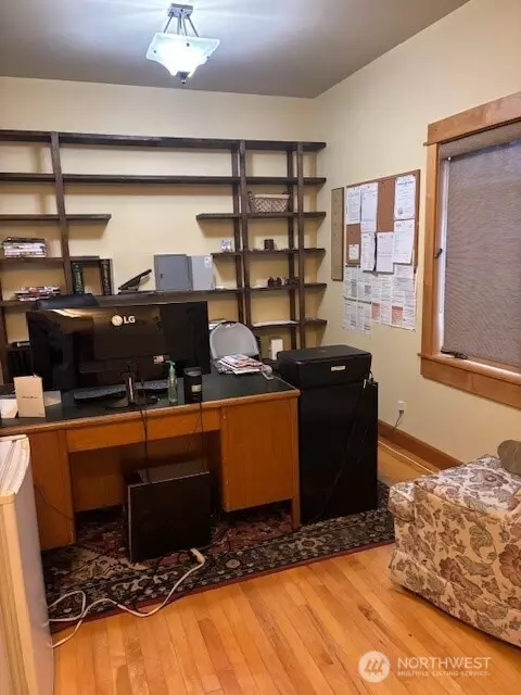 Olympia, WA 98506,421 Puget ST NE