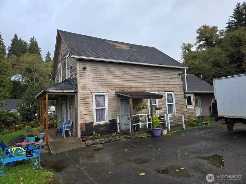 1317 E Summit ST, Aberdeen, WA 98520