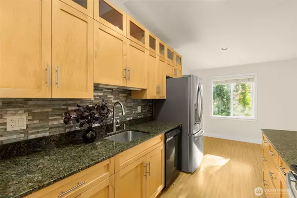 Mountlake Terrace, WA 98043,21307 48th AVE W #C313