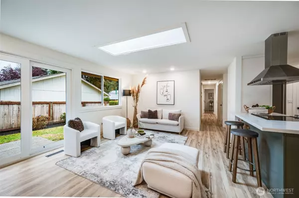 University Place, WA 98467,8310 52nd Street Ct W