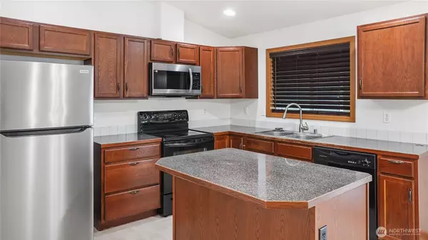 Othello, WA 99344,940 S Capstone AVE