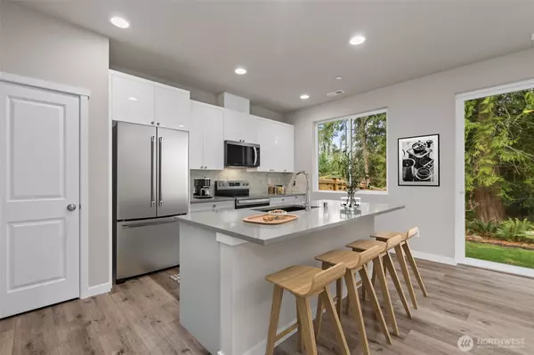 Bothell, WA 98012,118 169th PL SW #A