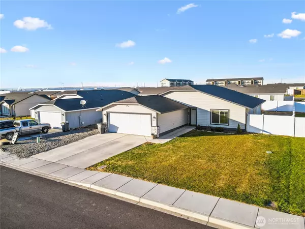 Othello, WA 99344,815 E Mt Adams ST