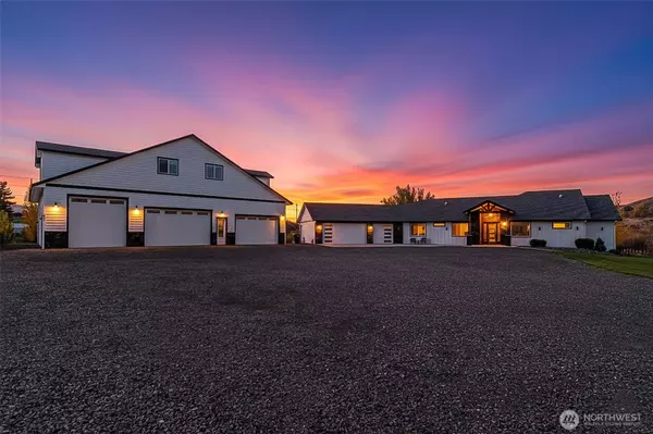 5060 Basin View DR, Rock Island, WA 98850