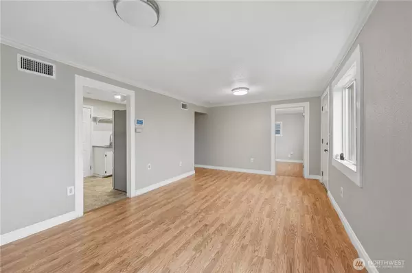 Tacoma, WA 98404,823 E 55th ST