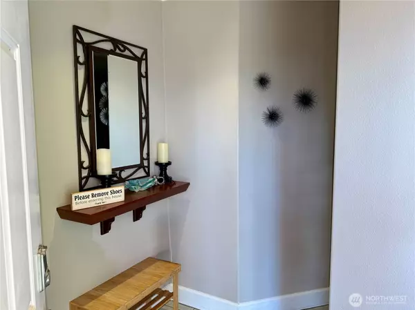 Seaview, WA 98644,2815 Willow #210