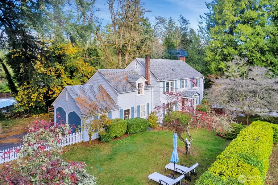 3918 NW Phinney Bay DR, Bremerton, WA 98312