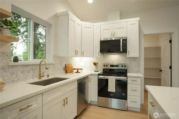 Ferndale, WA 98248,4544 Decatur DR