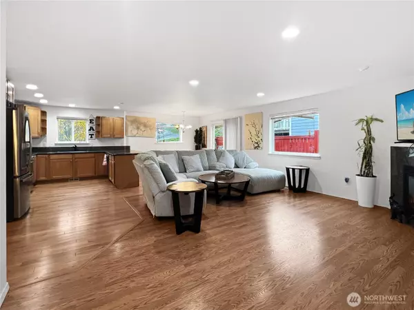 Milton, WA 98354,1100 9th AVE